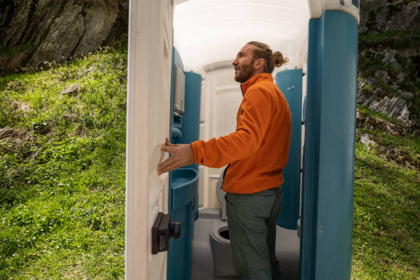 Best Portable bathroom rental  in Plain City, UT